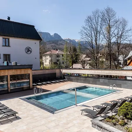 Apartahotel Sosnica & Zakopane