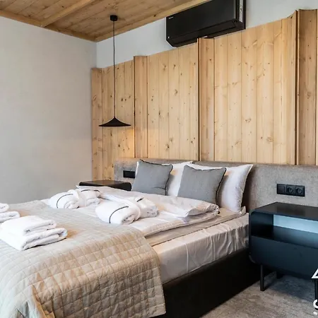 Apart Otel Sosnica & 4*