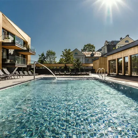 Sosnica & Lägenhetshotell 4*