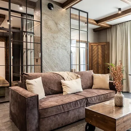 Sosnica & Aparthotel 4*